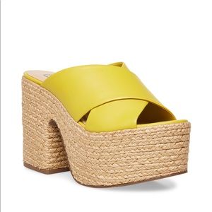 New in box Steve Madden